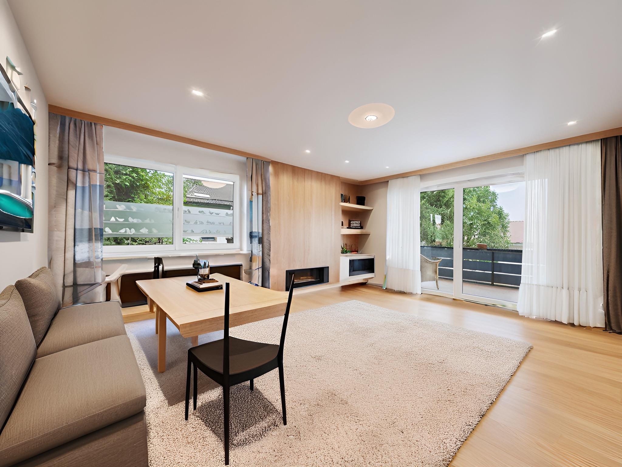 Lichtdurchflutete 3-Zimmer-Wohnung mit Bergblick – ruhige Lage im Herzen von Prien, 83209 Prien, Etagenwohnung