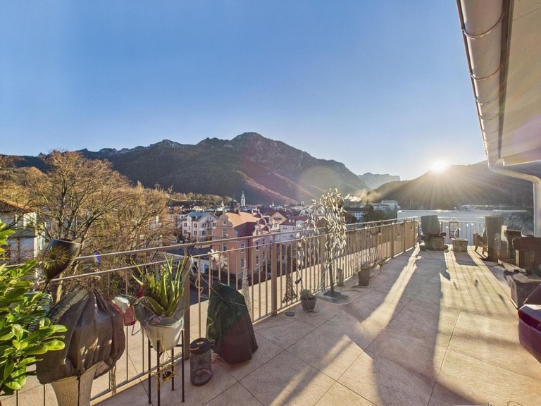 Bergblick-Penthouse mit spektakulärem Ausblick in Bestlage, 83435 Bad Reichenhall, Penthousewohnung
