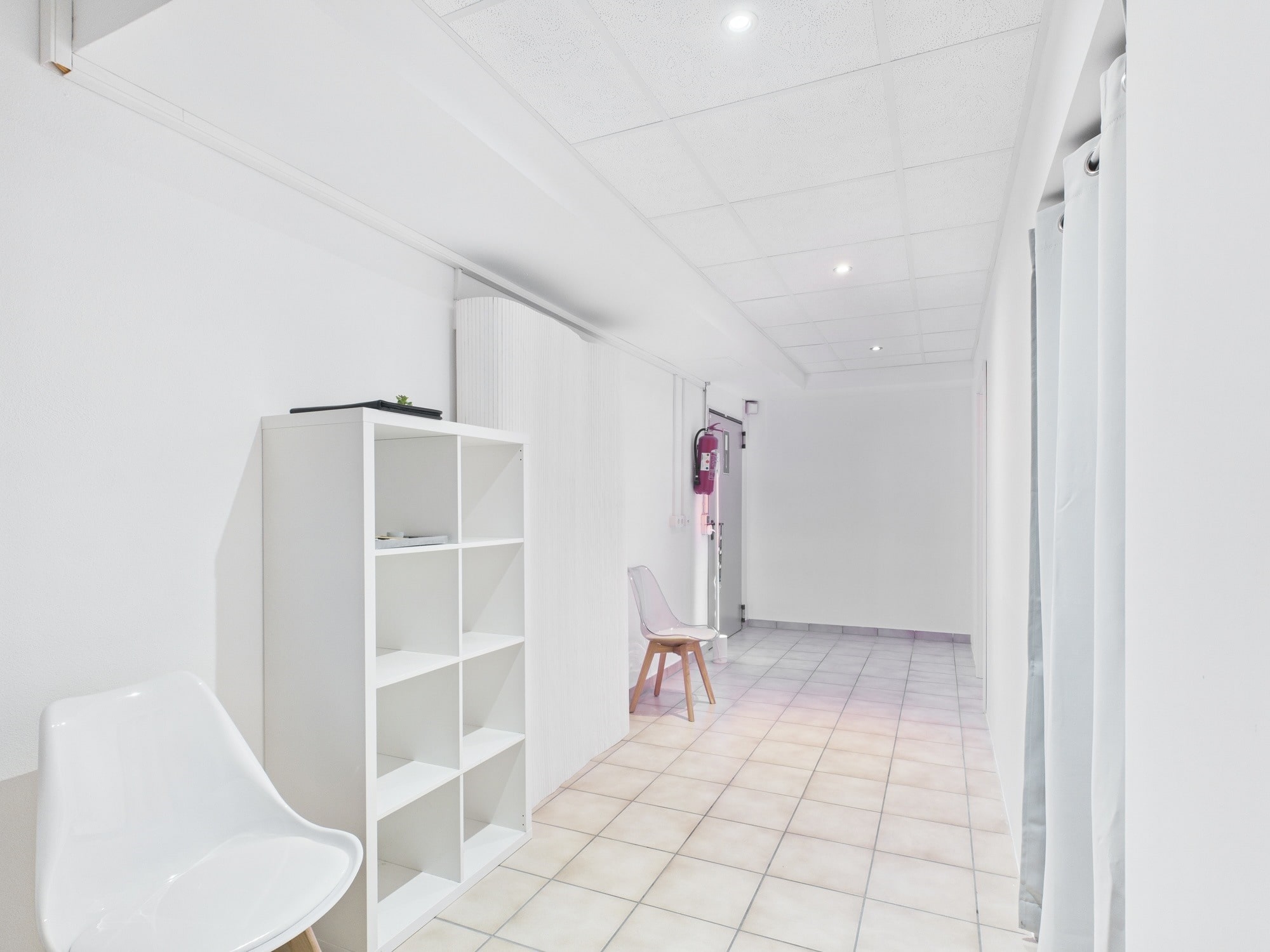 Praxis oder Beratungsraum mit vielseitigen Nutzungsmöglichkeiten, 81827 München, Büro/Praxis