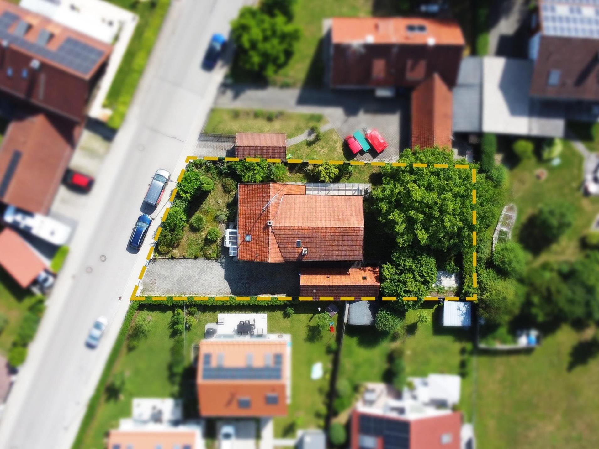 Baugrundstück in Toplage: Platz für modernes Wohnen in Neukeferloh, 85630 Grasbrunn, Wohngrundstück