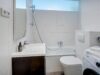 Kufsteiner Platz im Herzogpark! Möbliertes 1-Zimmer-Apartment - Badezimmer
