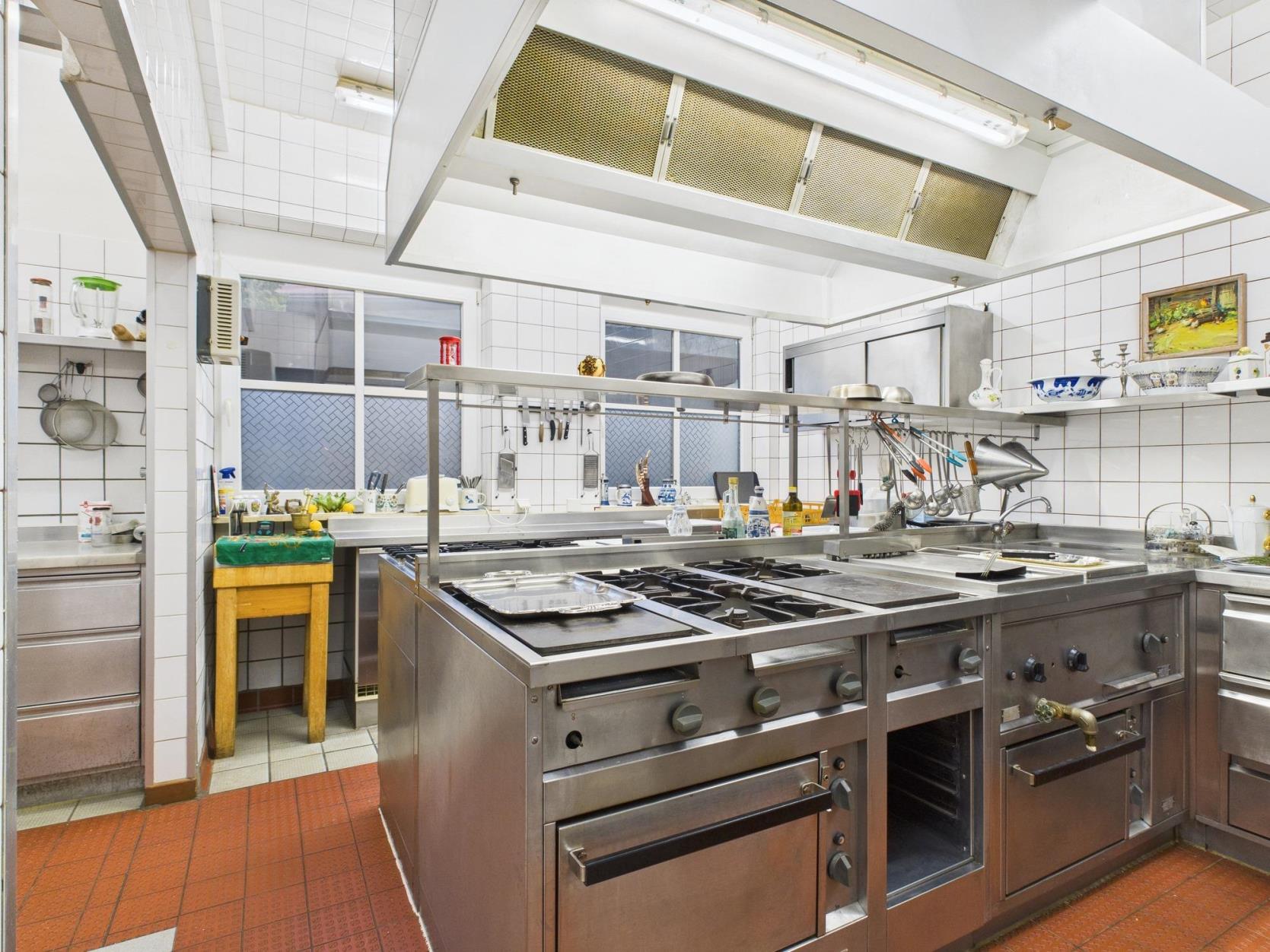 Voll ausgestatteter Berggasthof neben Ferienanlage in Traumlage im Touristen-Hotspot, 83229 Aschau, Gastronomie