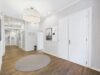 Repräsentativer Altbau im Denkmalensemble Neuhausen-Nymphenburg - Eingangsbereich / Flur zu allen Räumen