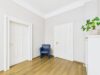Repräsentativer Altbau im Denkmalensemble Neuhausen-Nymphenburg - Eingang kleinerer Behandlungsraum