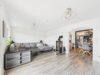 Familientraum mit Garten - naturnah wohnen vor München - Wohnzimmer Ansicht II