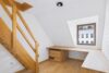Dachgeschosswohnung mit Kamin und außergewöhnlichem Gestaltungspotenzial - Zimmer mit Zugang zur Galerie
