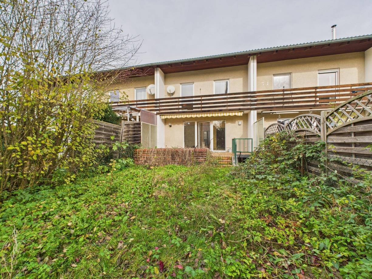 Reihenmittelhaus im Dornröschenschlaf, 86916 Kaufering, Reihenmittelhaus