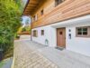 Symphonie der Wertarbeit! Die Private Suite über Rottach-Egern - Hauseingang