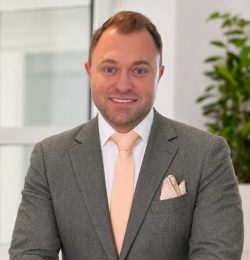 Vincent Schuller, Pienzenauer Immobilien