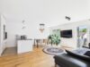 Moderne 3-Zimmer-Wohnung mit Balkon und zwei Bädern - Wohnzimmer
