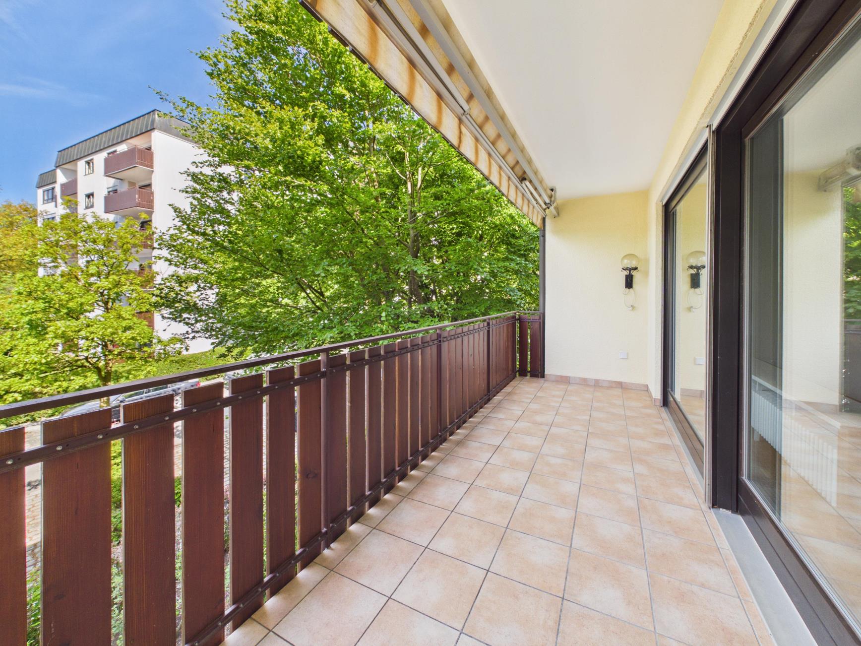 Wohnen mit Sonne & Weitblick, 3,5 Zimmer-Wohnung in Ebersberg, 85560 Ebersberg, Etagenwohnung